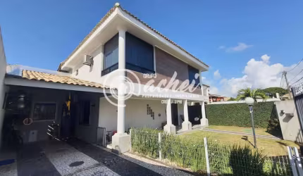 Casa de condomínio 4/4 nascente à venda na Av. Priscila Dutra