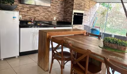 Casa em condomínio fechado com 3 quartos à venda na Perimetral Norte Casa 88 A, 4346, Residencial Itamaracá, Goiânia por R$ 950.000