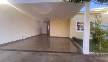 Casa em condomínio fechado com 3 quartos à venda na Gb-8, 115, Jardim Guanabara II, Goiânia por R$ 600.000