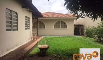 Casa com 4 quartos à venda na T 6, 479, Setor Bueno, Goiânia por R$ 1.589.000