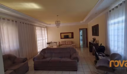 Casa com 4 quartos à venda na Itapecuri Qd 18 Lt 27, 1, Setor Goiânia 2, Goiânia por R$ 730.000