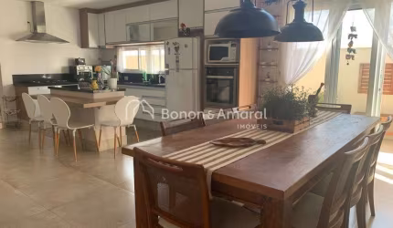 Casa térrea 219 m² para venda no Parque das Quaresmeiras em Campinas S.P.