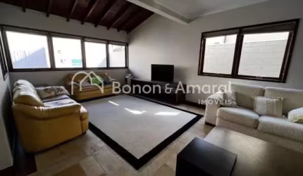 Sobrado no Residencial D. Almerinda, com 4 quartos á venda - Jardim das Paineiras, Campinas