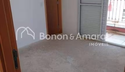 Casa de Condomínio com 3 Quartos e 3 banheiros à Venda, 107 m² por R$ 809.000