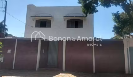 Casa à venda no Jardim Santa Genebra em Campinas, com 280m² de área construída.