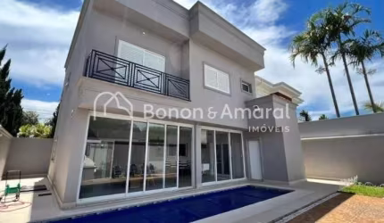 Charmosa casa com 3 suítes em condomínio completo de Betel