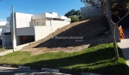 Vende-se ótimo terreno em Condomínio fechado em Valinhos