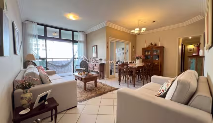 Apartamento à venda no Bairro Mansões Santo Antônio, Condomínio Ilha Bella em Campinas.