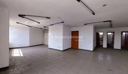 Sala comercial à venda na Rua Quinze de Novembro, 61, Centro, Valinhos, 95 m2 por R$ 395.000