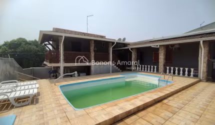 Casa dupla à Venda em Bairro Tranquilo