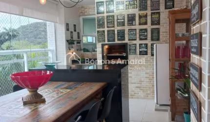 Apartamento com 3 suítes com sacada gourmet na Praia da Enseada, Guarujá