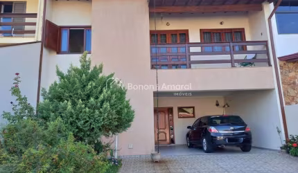 &amp;#34;Linda Casa à Venda em Condomínio Próximo ao Centro de Valinhos - Conforto e Lazer Completo!&amp;#34;
