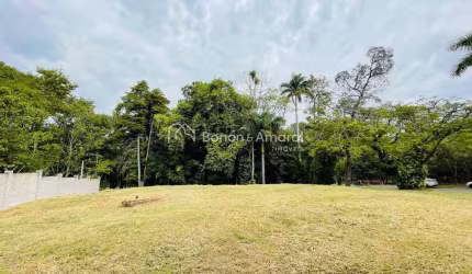 Terreno à Venda com 889 m² no Condomínio Reserva do Itamaracá - Valinhos/SP