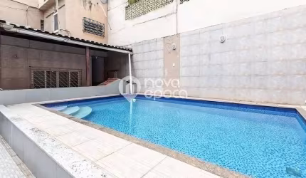 Casa em condomínio fechado com 5 quartos à venda na Rua Mariana Portela, Sampaio, Rio de Janeiro, 377 m2 por R$ 630.000
