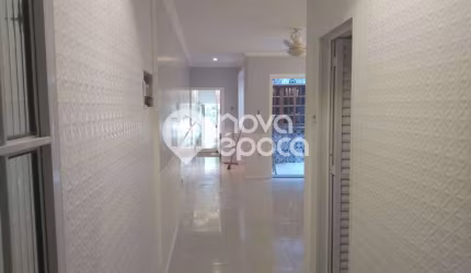 Casa em condomínio fechado com 4 quartos à venda na Rua Viscondessa Pirassununga, Cidade Nova, Rio de Janeiro, 172 m2 por R$ 750.000