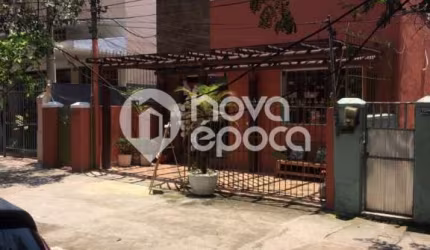 Casa em condomínio fechado com 1 quarto à venda na Rua Montevidéu, Penha, Rio de Janeiro, 37 m2 por R$ 255.000