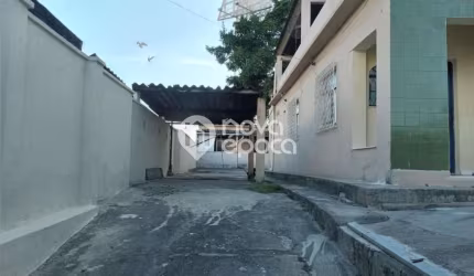 Casa com 3 quartos à venda na Rua Turiuva, Del Castilho, Rio de Janeiro, 223 m2 por R$ 890.000