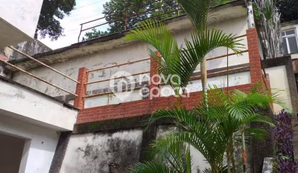 Casa em condomínio fechado com 4 quartos à venda na Rua Tenente Marques de Sousa, Tijuca, Rio de Janeiro, 540 m2 por R$ 650.000
