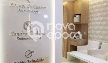 Prédio com 2 salas à venda na Avenida Embaixador Abelardo Bueno, Jacarepaguá, Rio de Janeiro, 44 m2 por R$ 600.000