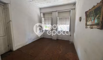 Casa em condomínio fechado com 6 quartos à venda na Rua do Parque, São Cristóvão, Rio de Janeiro, 244 m2 por R$ 400.000