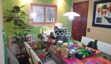 Apartamento com 2 quartos à venda na Rua São Joaquim, Cachambi, Rio de Janeiro, 63 m2 por R$ 300.000