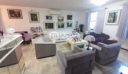 Casa em condomínio fechado com 4 quartos à venda na Rua Coronel Alberto Martins, Freguesia (Jacarepaguá), Rio de Janeiro, 351 m2 por R$ 1.200.000