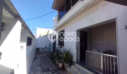 Casa em condomínio fechado com 4 quartos à venda na Rua Jaime Benevolo, Engenho de Dentro, Rio de Janeiro, 187 m2 por R$ 550.000