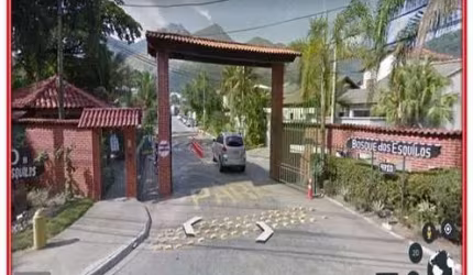 Terreno em condomínio fechado à venda na Estrada de Jacarepaguá, Jacarepaguá, Rio de Janeiro, 2000 m2 por R$ 450.000