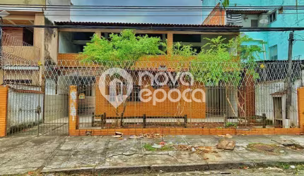 Casa em condomínio fechado com 4 quartos à venda na Rua Ícaro, Curicica, Rio de Janeiro, 365 m2 por R$ 691.000