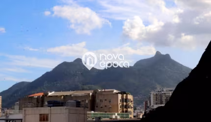 Apartamento com 3 quartos à venda na Rua Almirante Cochrane, Tijuca, Rio de Janeiro, 210 m2 por R$ 1.050.000
