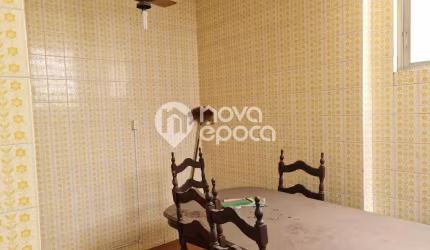 Casa em condomínio fechado com 3 quartos à venda na Rua Ana Neri, Benfica, Rio de Janeiro, 50 m2 por R$ 390.000