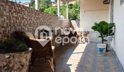 Casa com 2 quartos à venda na Rua Palma, Quintino Bocaiúva, Rio de Janeiro, 200 m2 por R$ 243.000