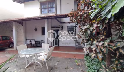 Casa com 5 quartos à venda na Estrada do Bananal, Freguesia (Jacarepaguá), Rio de Janeiro, 306 m2 por R$ 1.200.000