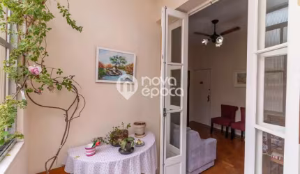 Apartamento com 3 quartos à venda na Rua das Laranjeiras, Laranjeiras, Rio de Janeiro, 70 m2 por R$ 760.000