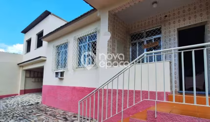 Casa em condomínio fechado com 3 quartos à venda na Rua Acari, Inhaúma, Rio de Janeiro, 199 m2 por R$ 410.000