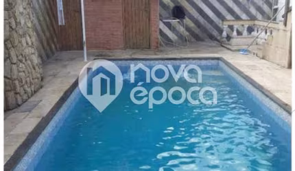 Casa em condomínio fechado com 4 quartos à venda na Rua Bom Conselho, Tanque, Rio de Janeiro, 400 m2 por R$ 700.000