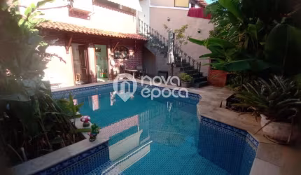 Casa com 3 quartos à venda na Rua Bernardo Guimarães, Quintino Bocaiúva, Rio de Janeiro, 220 m2 por R$ 599.000