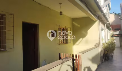 Casa em condomínio fechado com 2 quartos à venda na Rua Filomena Nunes, Olaria, Rio de Janeiro, 65 m2 por R$ 290.000