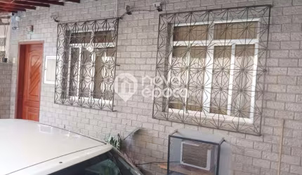 Casa com 2 quartos à venda na Rua Irapua, Penha Circular, Rio de Janeiro, 80 m2 por R$ 290.000