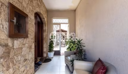 Casa em condomínio fechado com 4 quartos à venda na Rua Magalhães Couto, Méier, Rio de Janeiro, 233 m2 por R$ 860.000