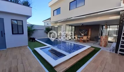 Casa em condomínio fechado com 4 quartos à venda na Rua Teixeira Heizer, Recreio dos Bandeirantes, Rio de Janeiro, 280 m2 por R$ 2.950.000