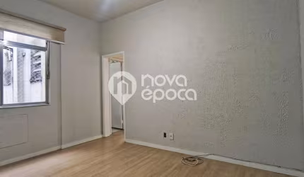 Apartamento com 2 quartos à venda na Rua Doutor Satamini, Tijuca, Rio de Janeiro, 70 m2 por R$ 370.000
