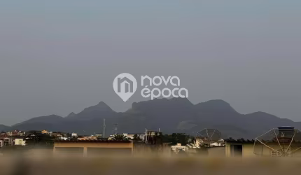 Casa em condomínio fechado com 5 quartos à venda na Estrada do Tindiba, Pechincha, Rio de Janeiro, 271 m2 por R$ 750.000