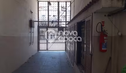 Apartamento com 2 quartos à venda na Rua São Januário, São Cristóvão, Rio de Janeiro, 55 m2 por R$ 239.000