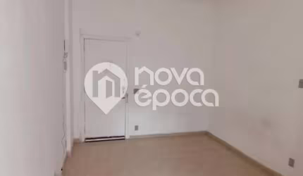 Kitnet / Stúdio à venda na Rua Taylor, Centro, Rio de Janeiro, 18 m2 por R$ 180.000