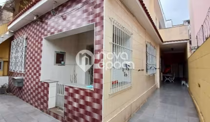 Casa com 5 quartos à venda na Rua Moreira, Abolição, Rio de Janeiro, 179 m2 por R$ 750.000