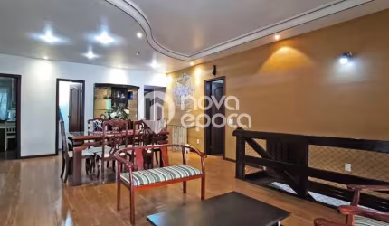 Apartamento com 4 quartos à venda na Rua Comendador Martinelli, Grajaú, Rio de Janeiro, 261 m2 por R$ 1.150.000