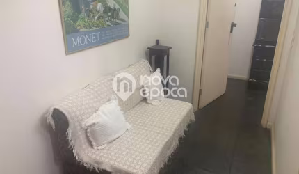 Flat com 2 quartos à venda na Rua Pompeu Loureiro, Copacabana, Rio de Janeiro, 68 m2 por R$ 1.300.000