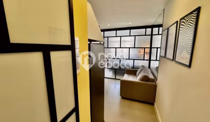 Kitnet / Stúdio à venda na Rua Evaristo da Veiga, Centro, Rio de Janeiro, 27 m2 por R$ 335.000