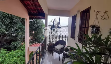 Casa em condomínio fechado com 3 quartos à venda na Rua Zeferino Galvão, Jardim Guanabara, Rio de Janeiro, 129 m2 por R$ 1.070.000